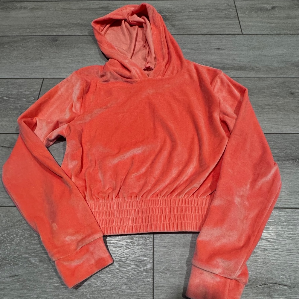 NWOT LOVE 83 CORAL VELOR HOODIE